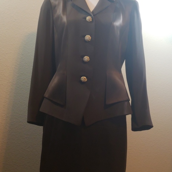 Rickie Freeman/TJ Nite Silk Suit - Picture 3 of 5